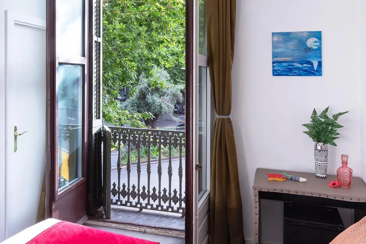 Amra Barcelona Caspe Guest House 2*,  Spain
